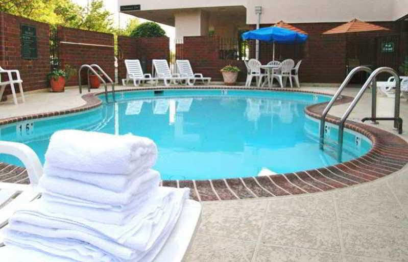 Hampton Inn Springfield Exterior photo